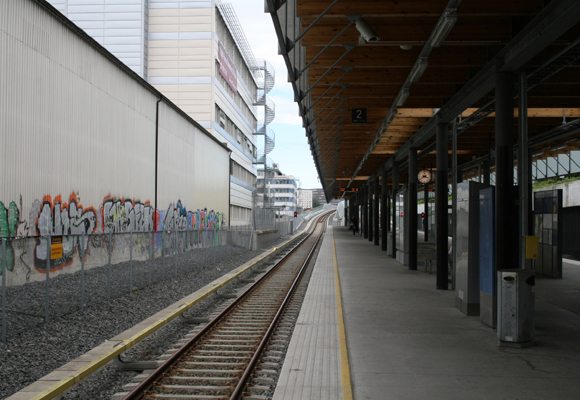 Sinsen T-banestasjon sett fra Spor 2 mot Storo. Foto: SN.