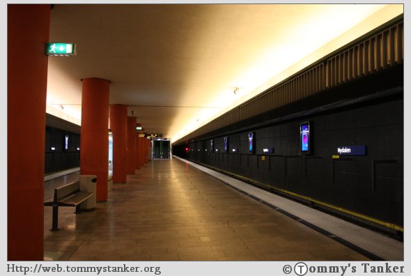 Nydalen-T-bane-16022014-15