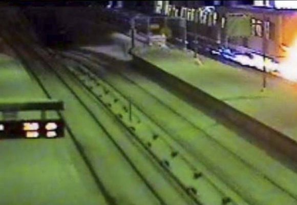I vinterlandet Norge, skaper snøen problemer for Ruter. Foto: Ukjent.